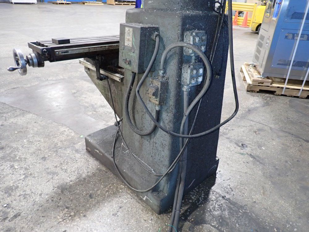 Excello Excello 602 Vertical Mill
