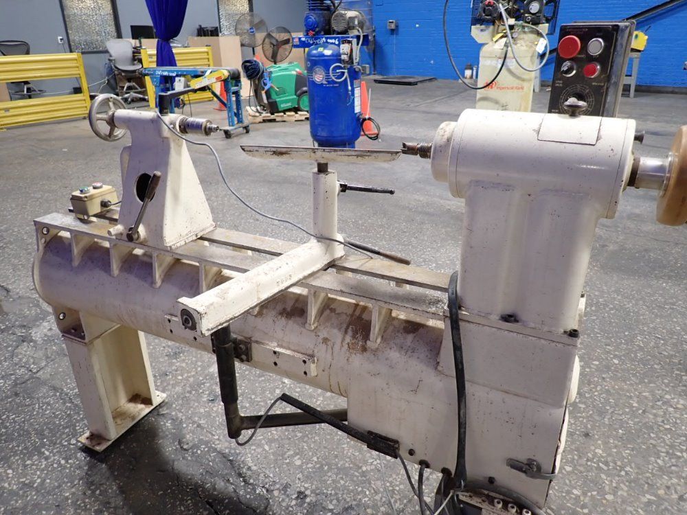 Oneway Manufacturing Oneway Manufacturing 2436 Lathe