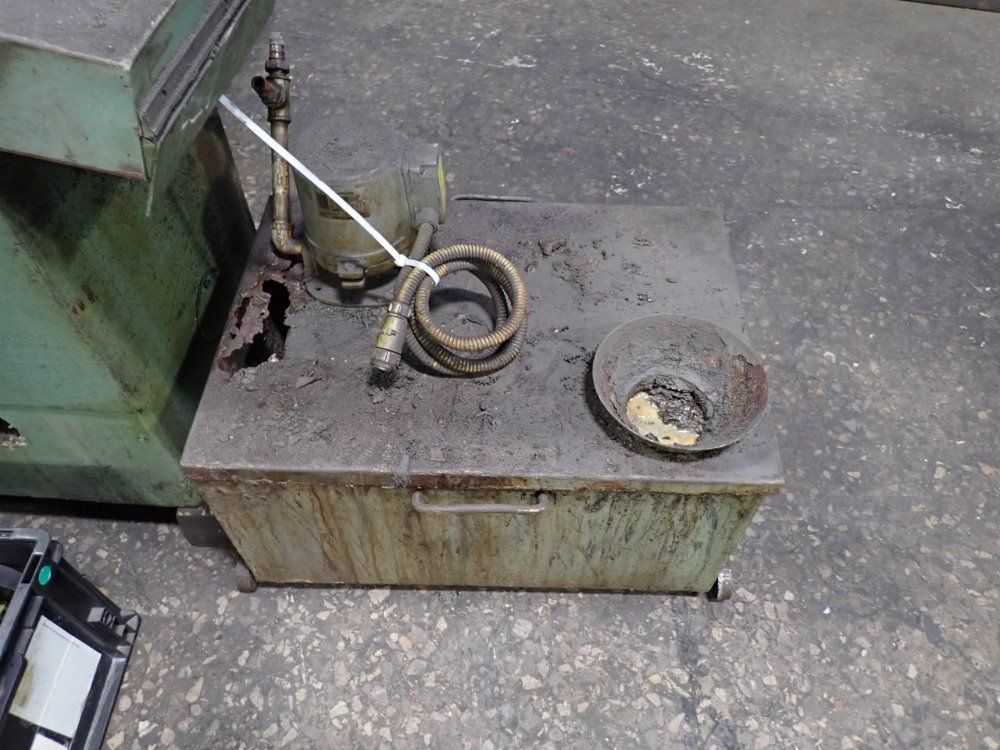 Shaanxi Machine Tool Works / Smtw Cylindrical Grinder - M1440