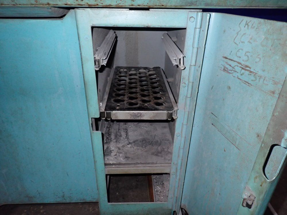 Hardinge 18" X 11" Lathe - Hlv