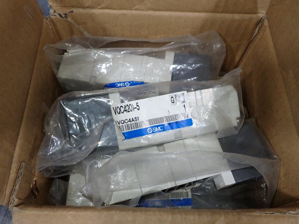 Smc Solenoid Valve - Vqc4201-5