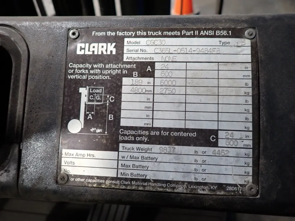 Clark 6000 Lbs Propane Forklift - Cgc30