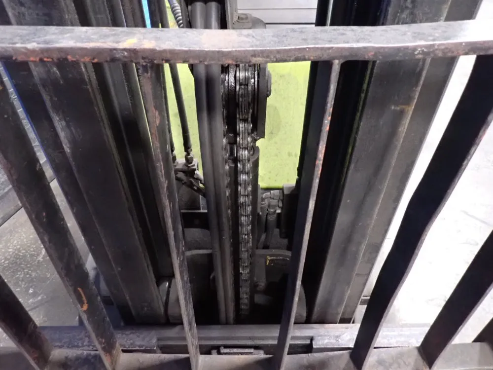 Clark 6000 Lbs Propane Forklift - Cgc30