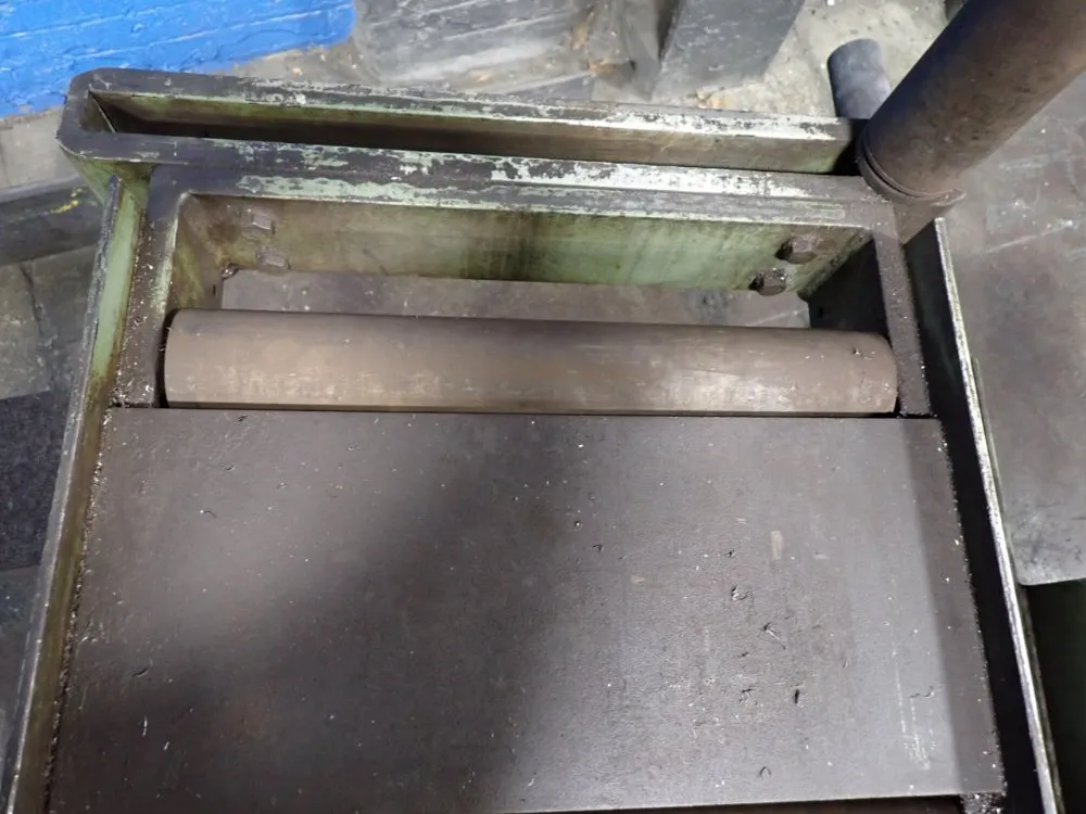 Hyd-mech 18" X 14" Horizontal Band Saw - H-14