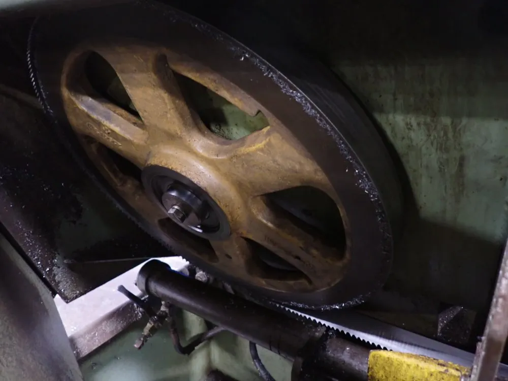 Hyd-mech 18" X 14" Horizontal Band Saw - H-14