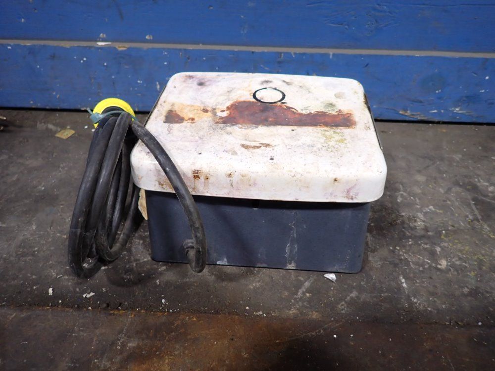 Corning 7" X 6" Hot Plate Stirrer - Pc-351