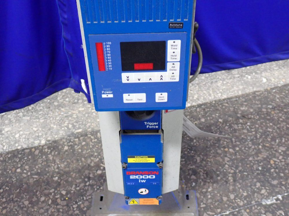 Branson 2300 W Ultrasonic Welder - 2000iw+ 20:2.2