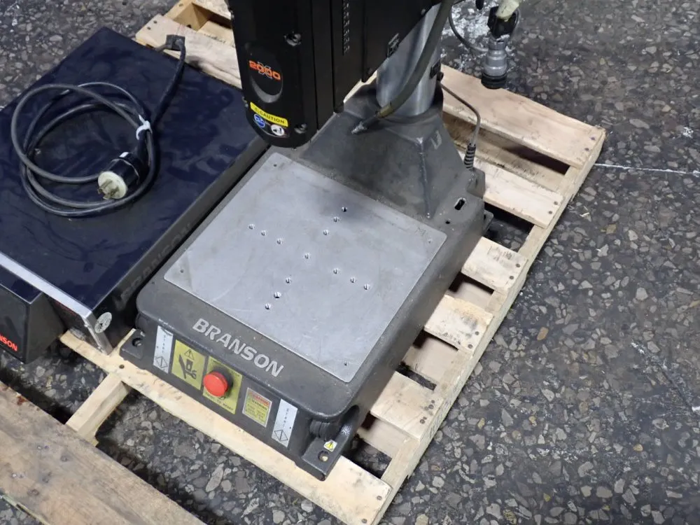 Branson 2500 W Ultrasonic Welder - Actuator Ad 3.0 2000x