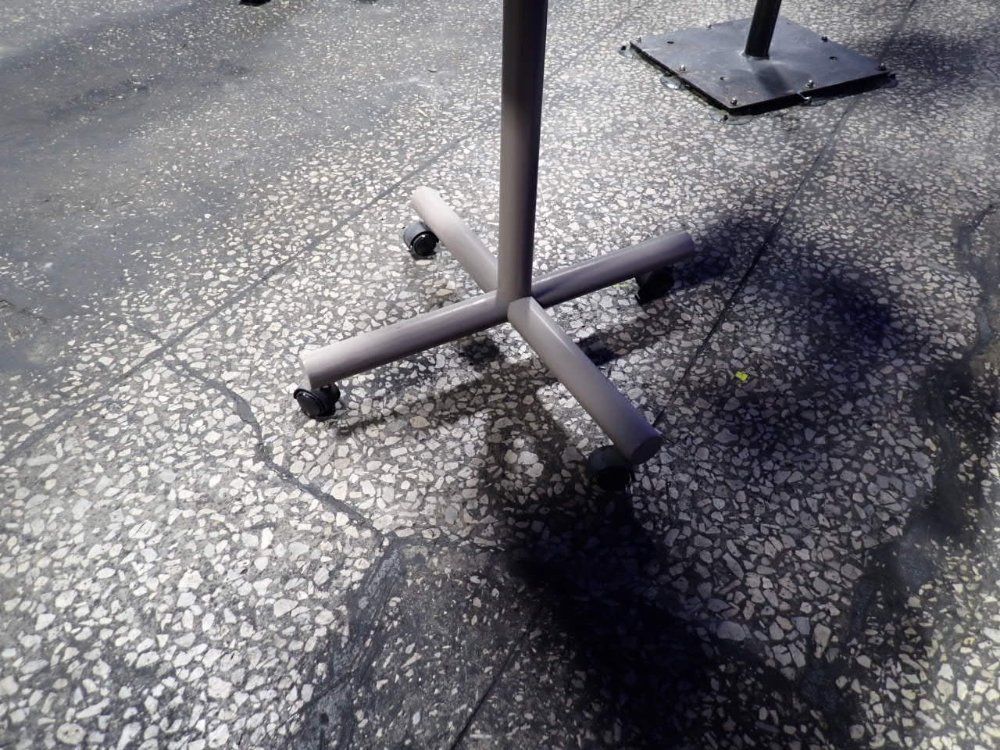 Versteel Portable Table