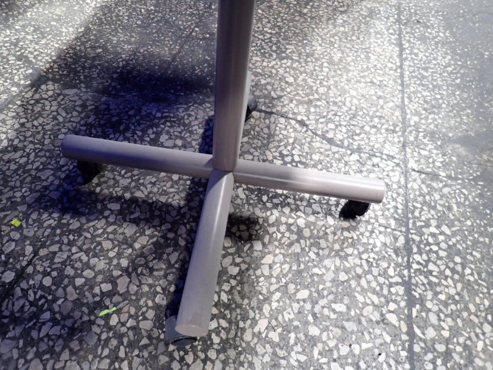 Versteel Portable Table