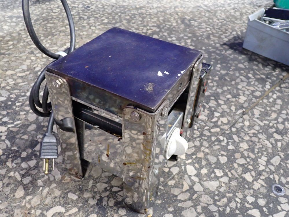 Thermo-electric Co. Cure Plate