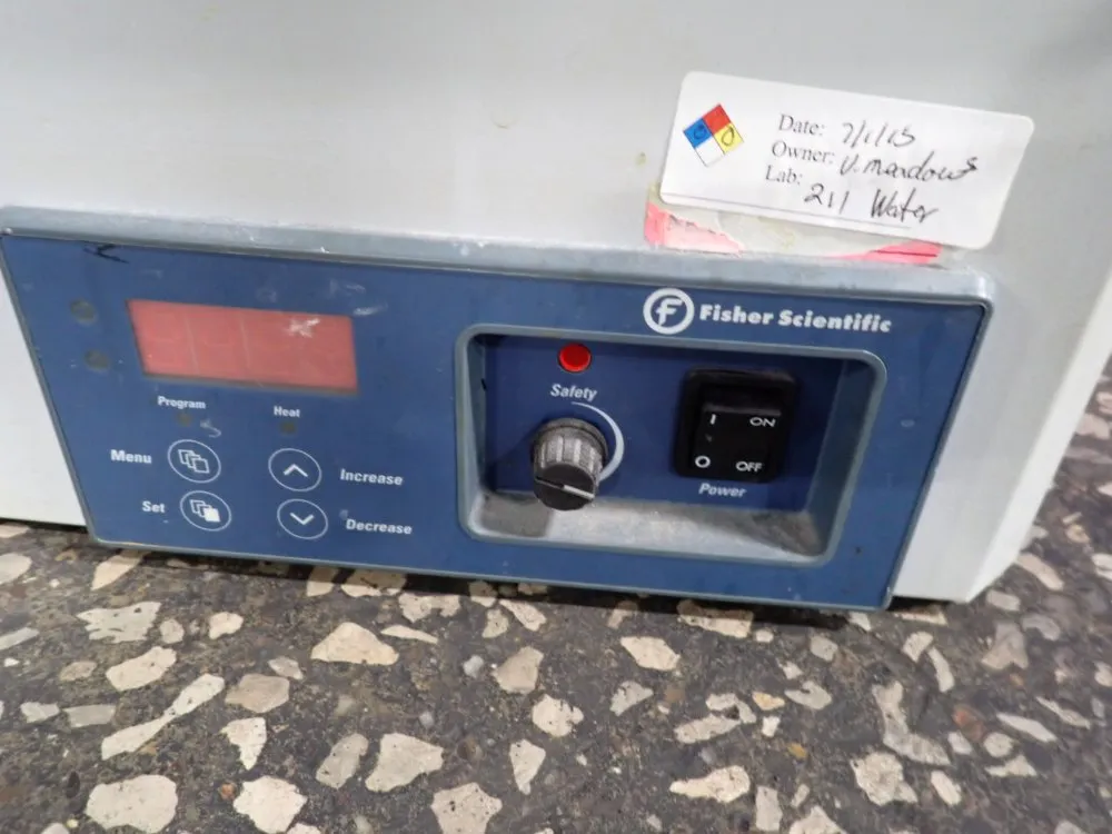 Fisher-scientific 19" X 12" X 6" Digital Water Bath - 220