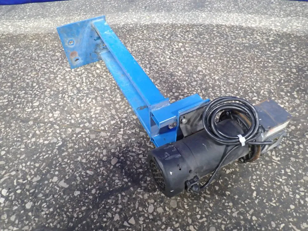 Dayton 0.75 Hp Gear Drive W/ Stand - 472900