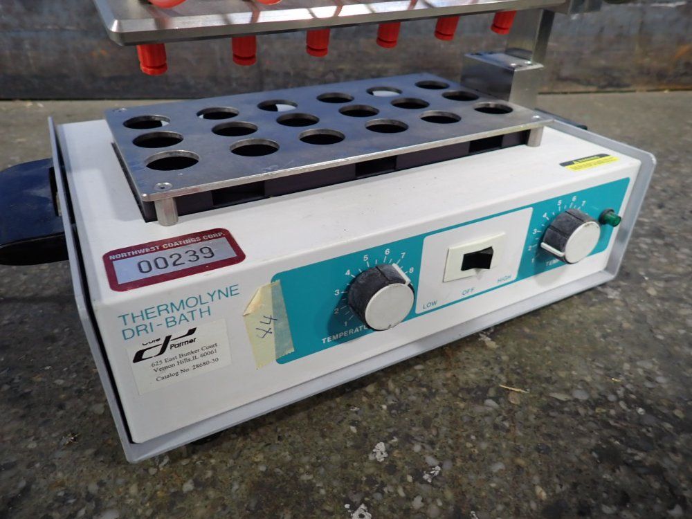 Barnstead International 3 Bloc Dri-bath Heater - Db28125