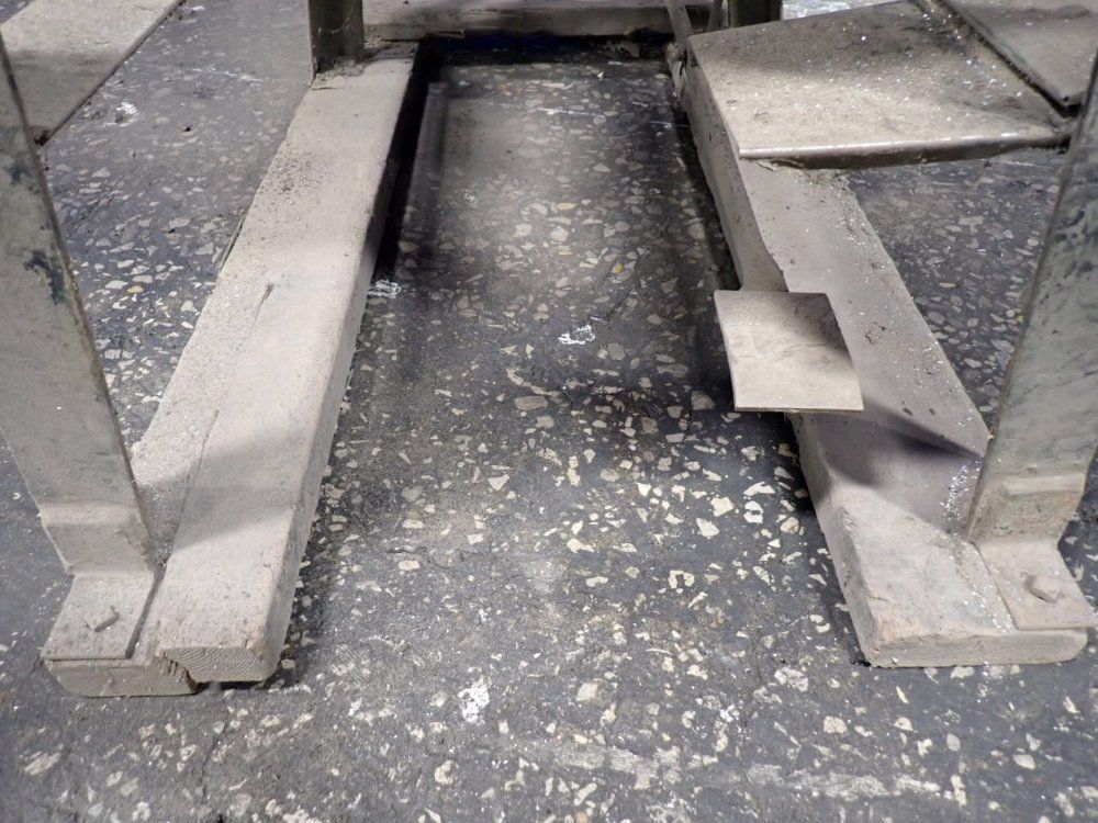 Federal Machinery 24" X 17.5" Press