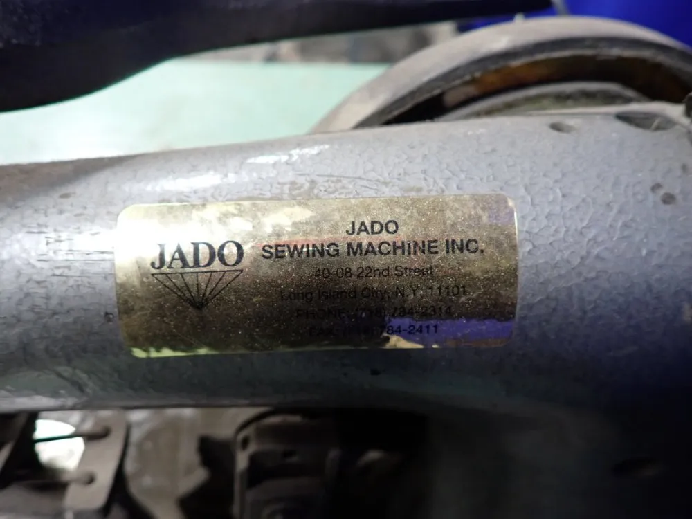 Jado 6" X 7" Sewing Machine