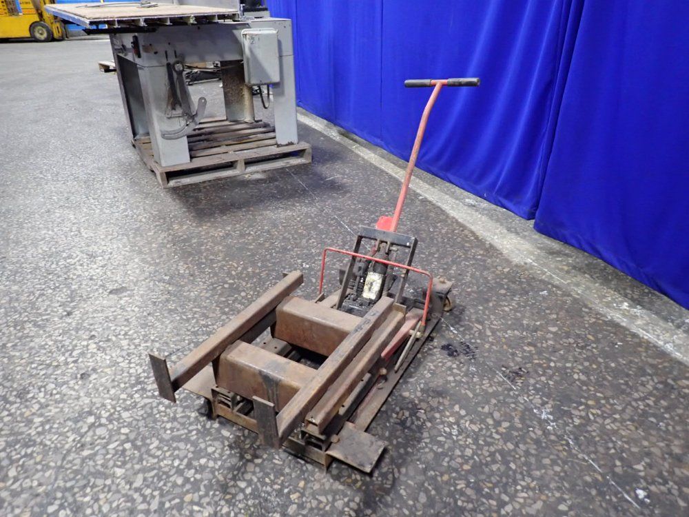 Craftsman 14" X 22" Hydralic Tilter