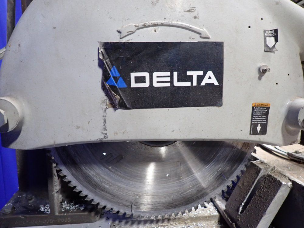 Delta 79" X 27" Radial Arm Saw - 52-702