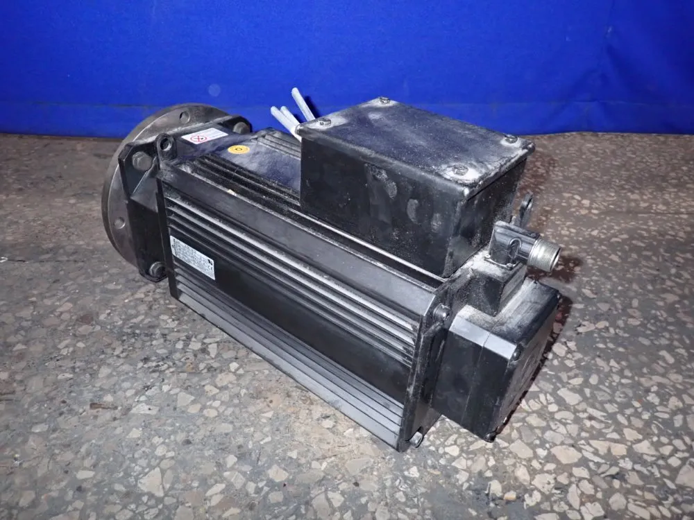 Baumuller 8.8 Kw Servo Motor - Dsg 100 L35 Vl