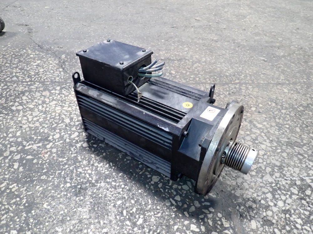 Baumuller 8.8 Kw Servo Motor - Dsg 100 L35 Vl