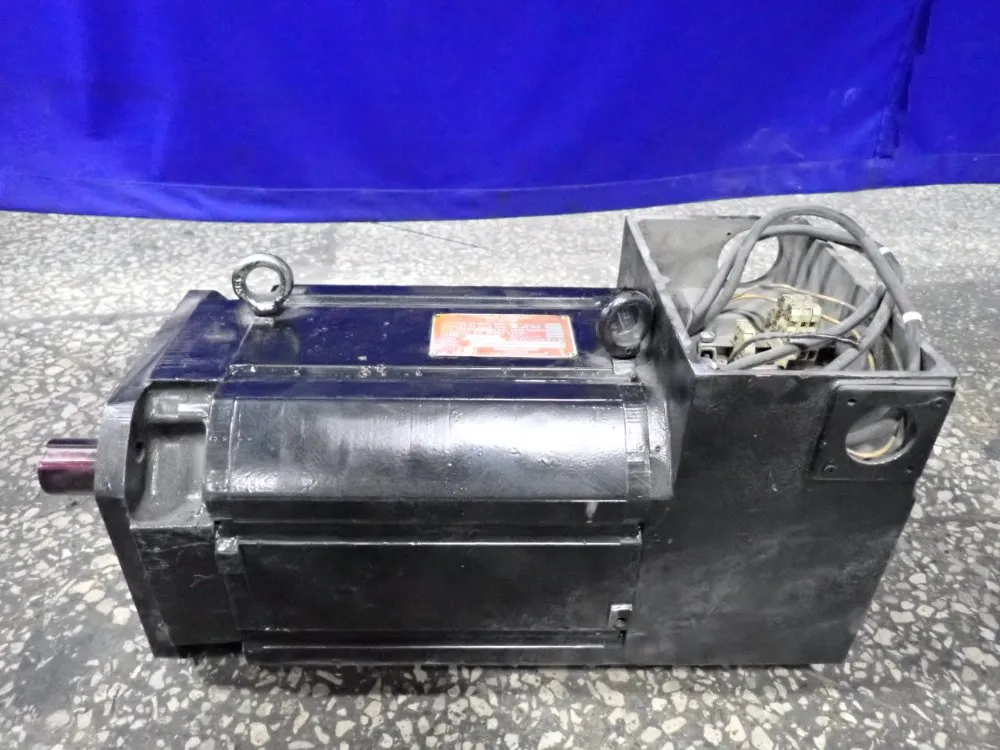 Industrial Drive 6000 Rpm Servo Motor - V2604-fe22-016