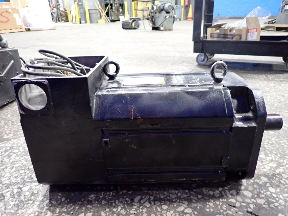 Industrial Drive 6000 Rpm Servo Motor - V2604-fe22-016