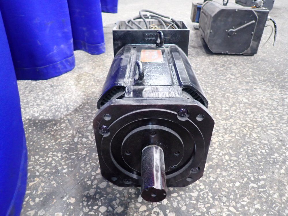 Industrial Drive 6000 Rpm Servo Motor - V2604-fe22-016