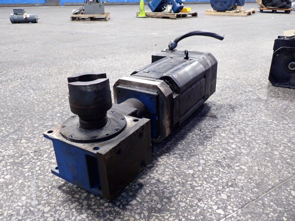 Industrial Drive 6000 Rpm Servo Motor - V2604-fe22-016