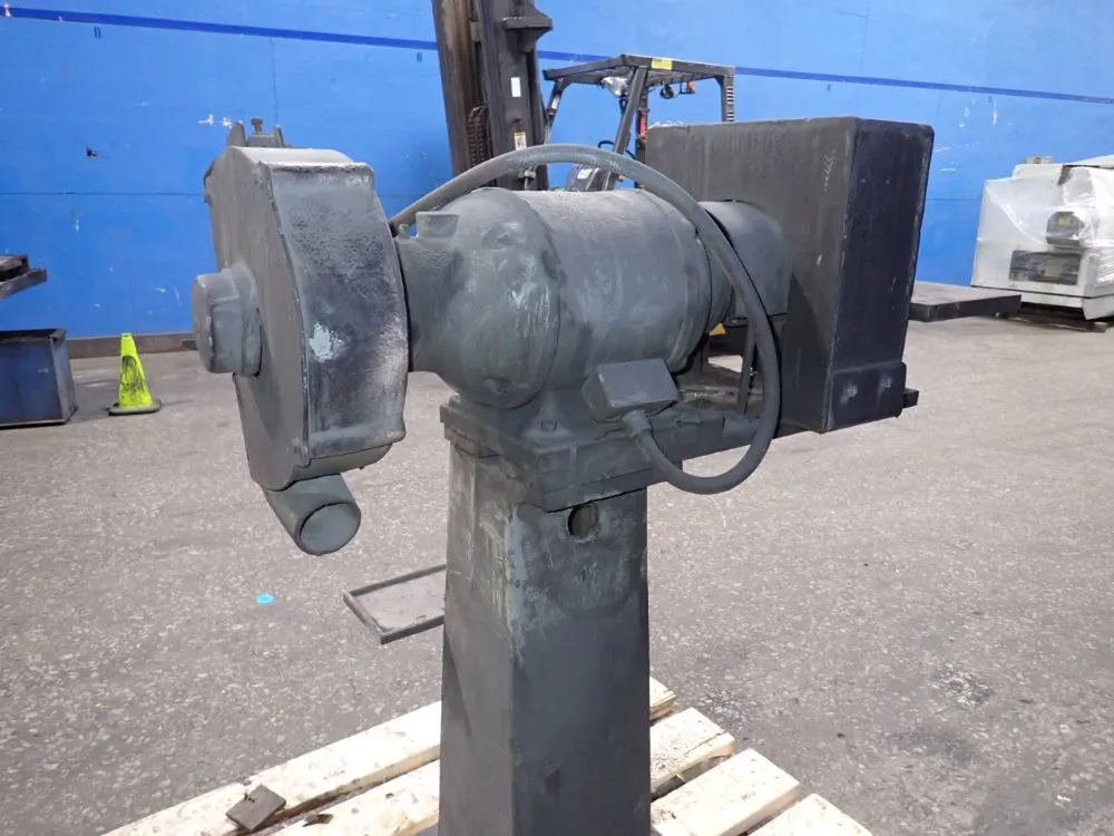 Queen City Machine Tool Co 10" Pedestal Grinder - 10-1