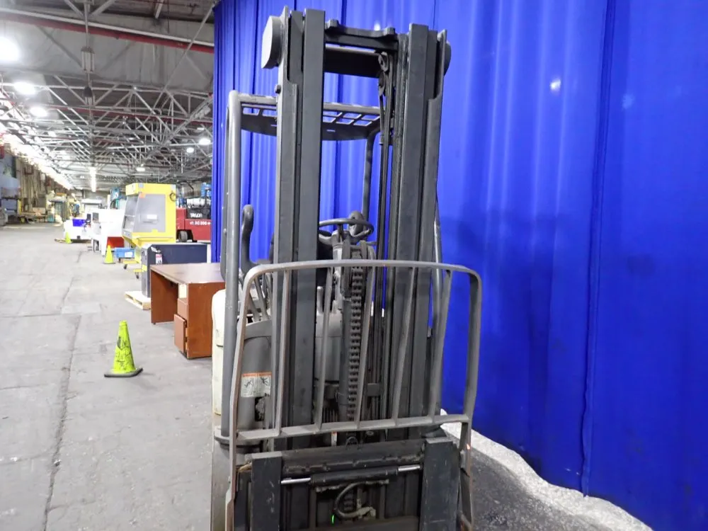 Crown 3200 Lbs Electric Forklift - Sc 4000