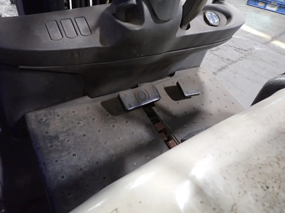 Crown 3200 Lbs Electric Forklift - Sc 4000