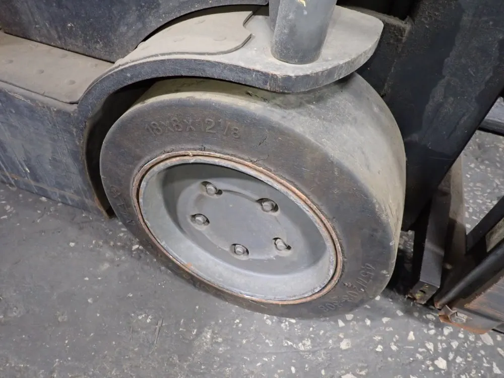 Crown 3200 Lbs Electric Forklift - Sc 4000