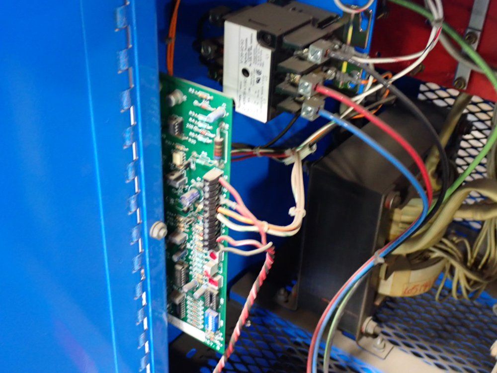 Exide 24 V / 865 Ah Battery Charger - 3-eb3-882e