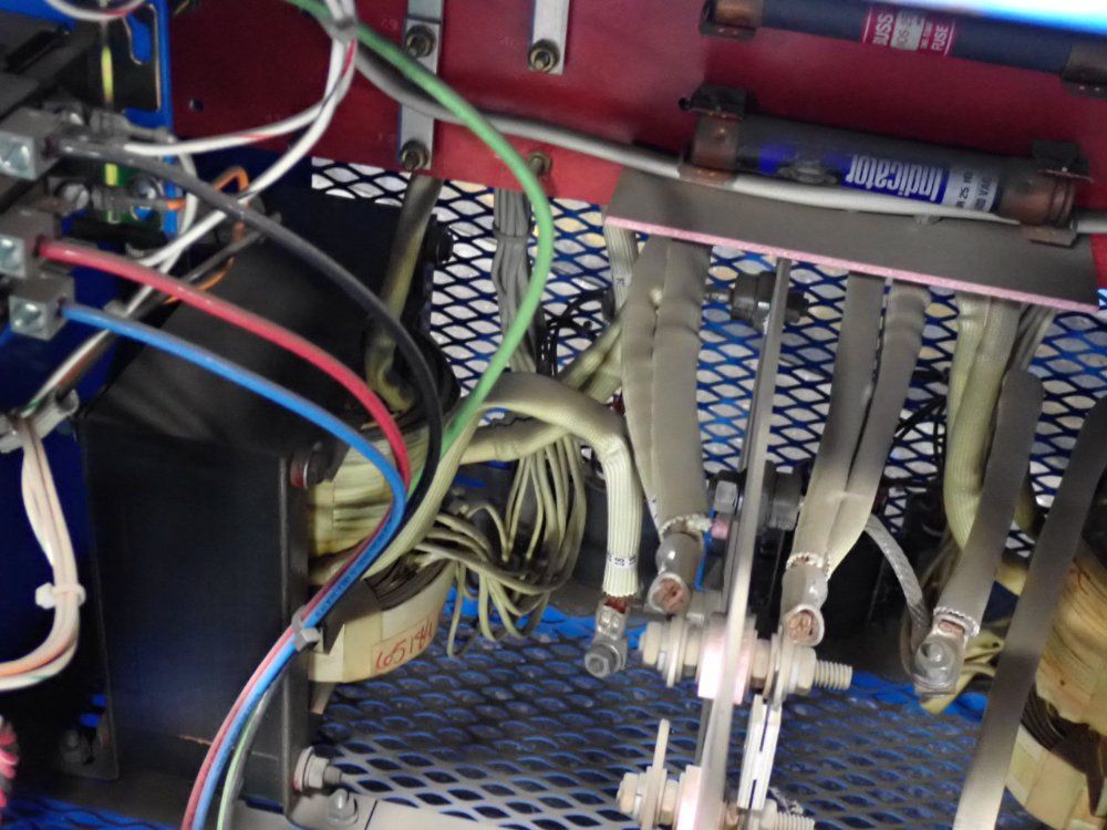 Exide 24 V / 865 Ah Battery Charger - 3-eb3-882e