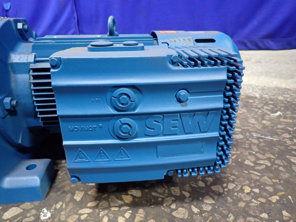 Sew-eurodrive 3 Hp Gear Drive - R87dre100l4be5hr/mm22/axx6/avs