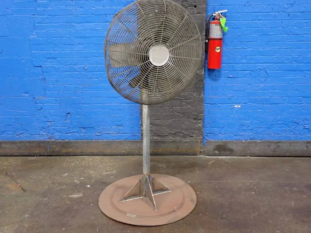 24" Pedestal Fan - P124