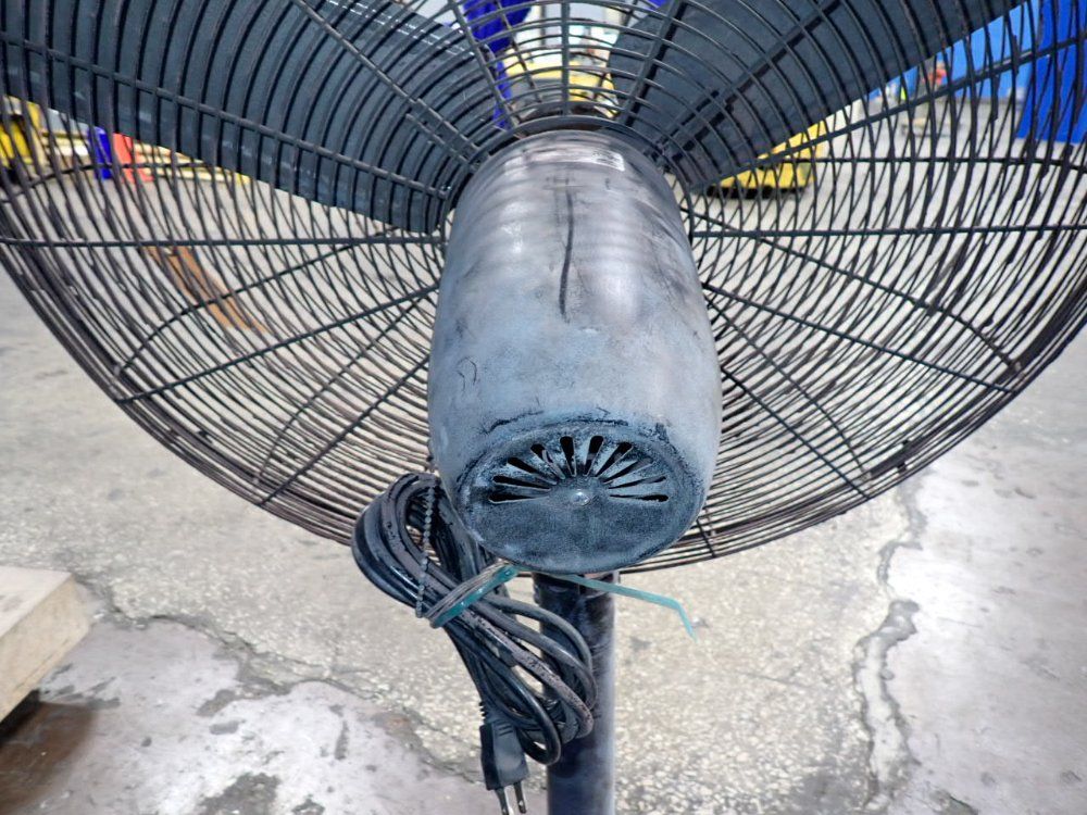 Air Master 28" Pedestal Fan - Lc30ap