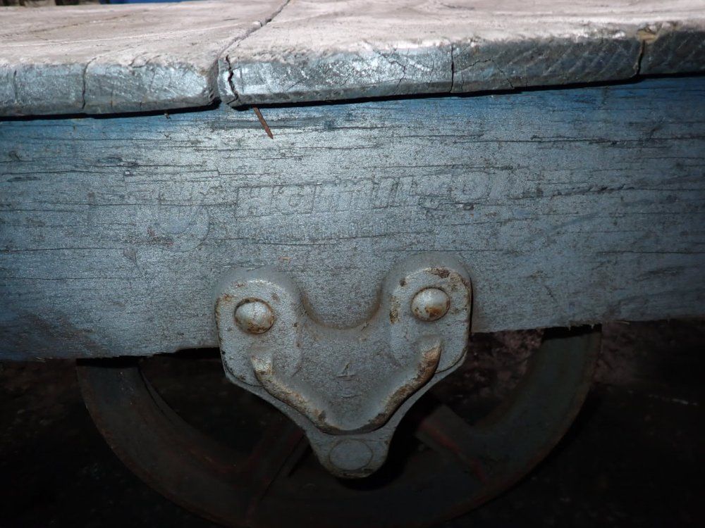 Hamilton 60" X 30" Cart