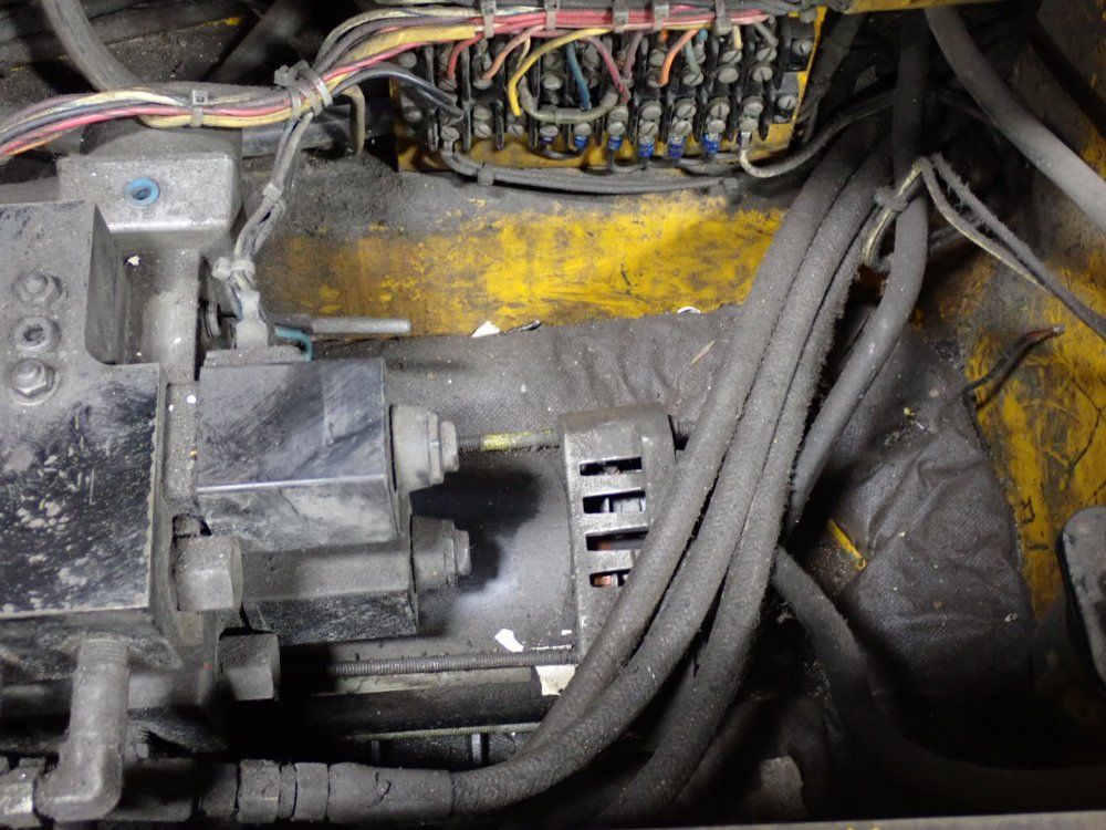 Strato-lift 1000 Lbs Scissor Lift