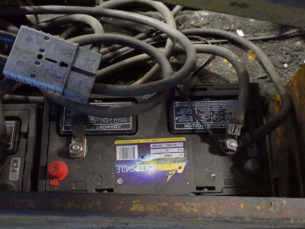 Strato-lift 1000 Lbs Scissor Lift