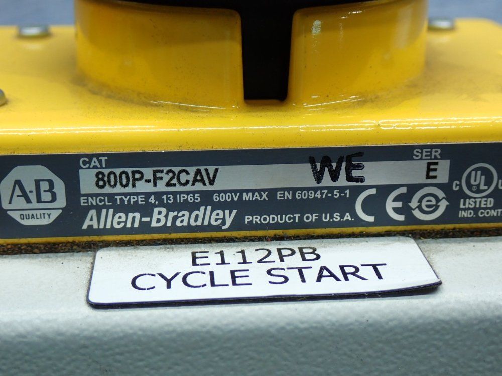 Allen Bradley Palm Operated Push Button Switch - 800p-f2cav