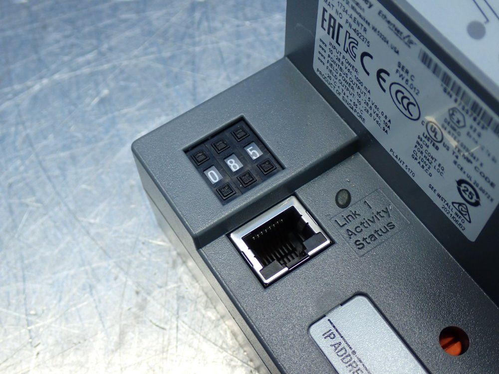 Allen Bradley Network Adapter Module & 1734ib8s - 1734-aentr