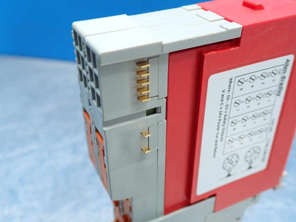 Allen Bradley Point Guard I/o Safety Output Module - 1734-obv2s