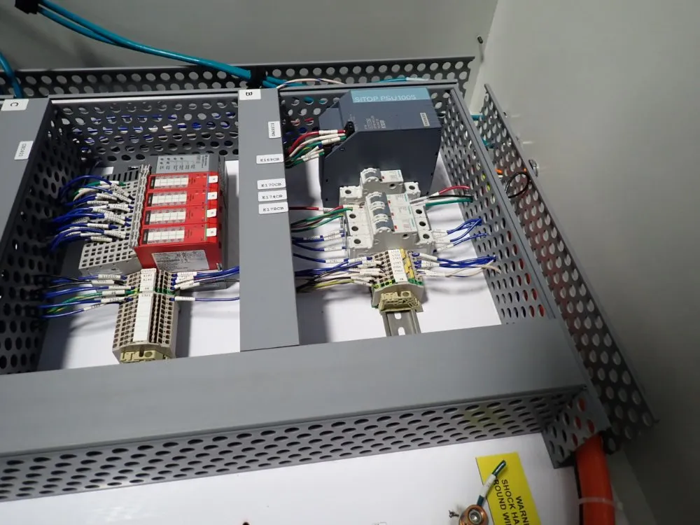 Control Panel - Ec-bw-maa81975-z4