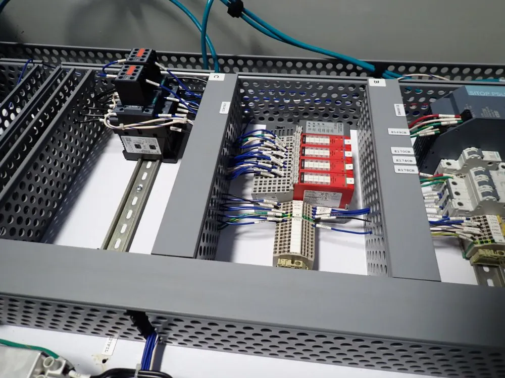 Control Panel - Ec-bw-maa81975-z4