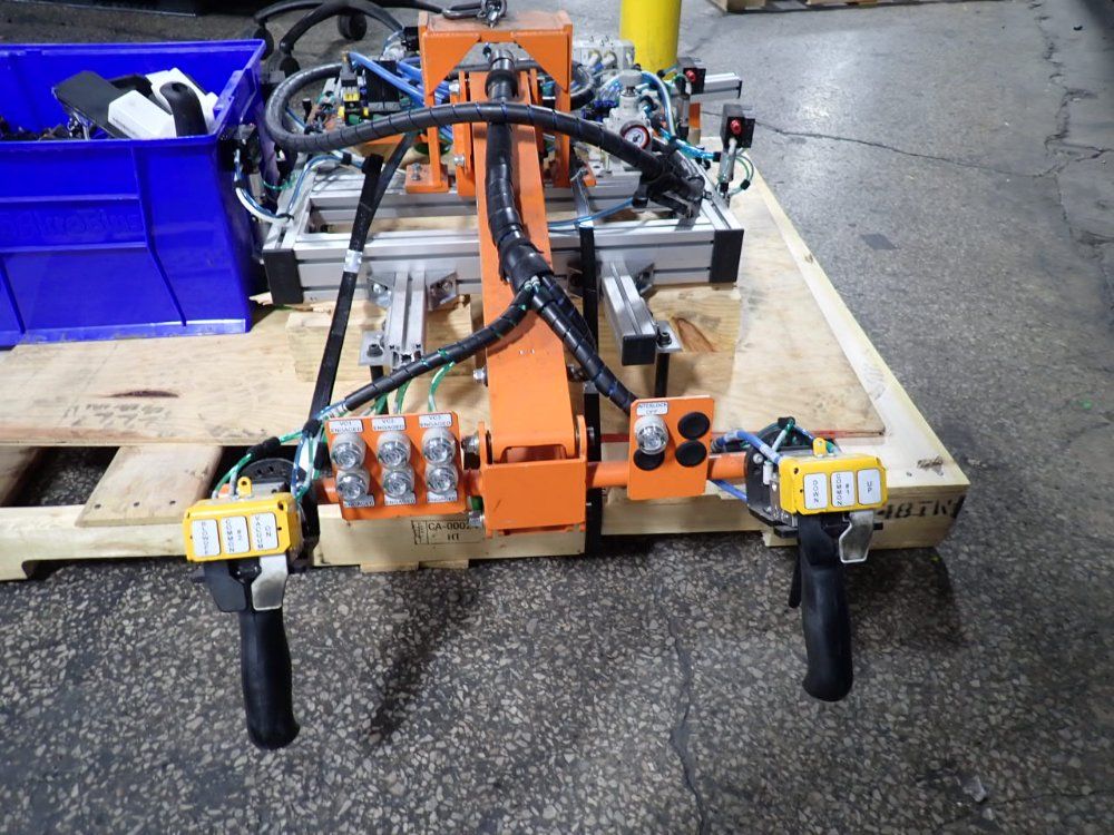 Spactech Machine Co. 65 Lbs Vacuum Lift Assist