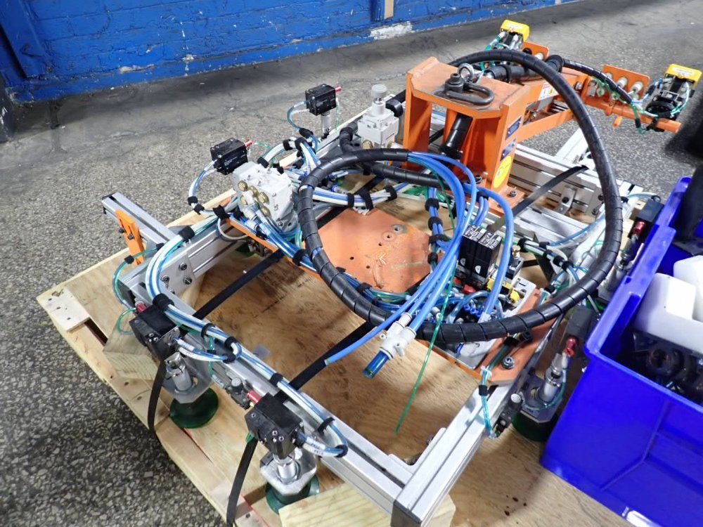 Spactech Machine Co. 65 Lbs Vacuum Lift Assist