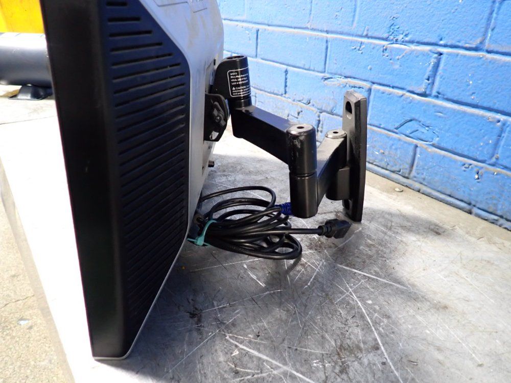 Dell 17" X 11" Flat Panel Monitor W/ Adjustable Wall Mount - 2009wt