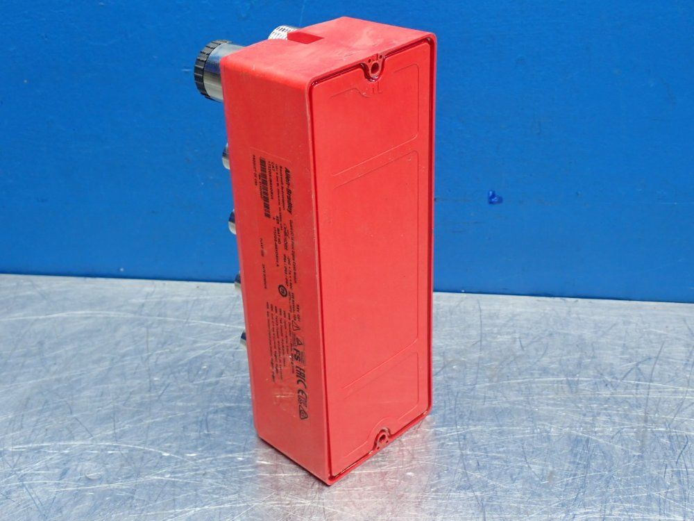 Allen Bradley Safety Armorblock Guard I/o Input Module - 1732ds-ib8xobv4