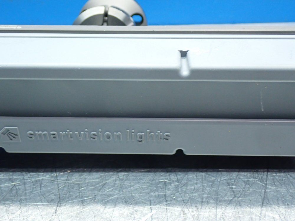 Smart Vision Lights Lc300-series Linear Light With Slm-621-l300 Swivel Link Mount - Lc300-625